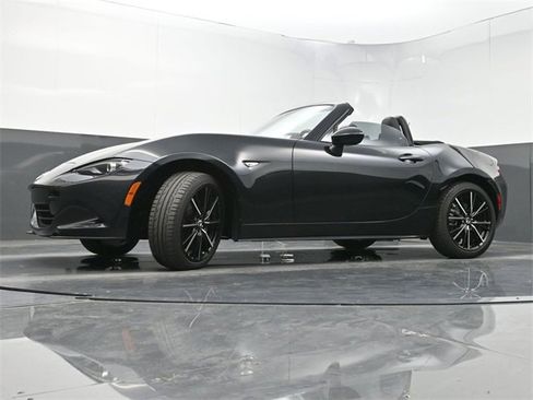 Certified 2024 MAZDA MX-5 Miata Grand Touring image 25