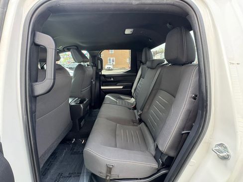 Used 2024 Toyota Tacoma TRD Off-Road image 11