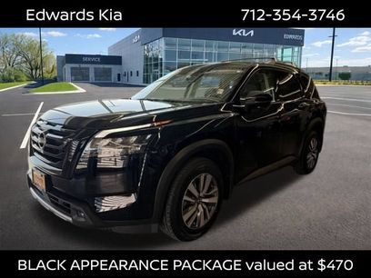 Used 2023 Nissan Pathfinder SL w/ Black Appearance Package