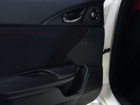 Used 2018 Honda Civic Type R image 25