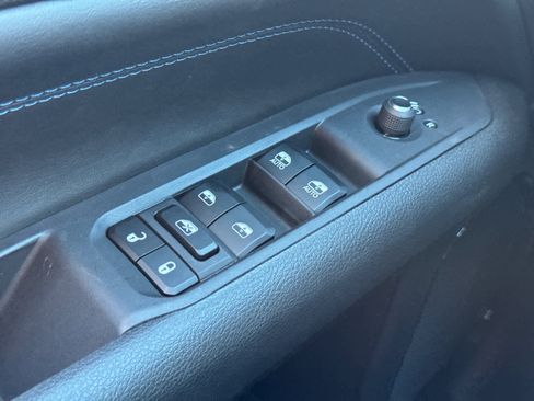 New 2026 Jeep Compass Limited image 23