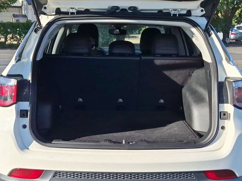 Used 2019 Jeep Compass Limited AWD/4WD image 32