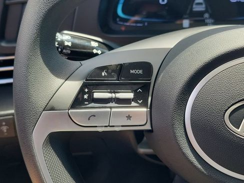 New 2026 Hyundai Elantra SE FWD image 7