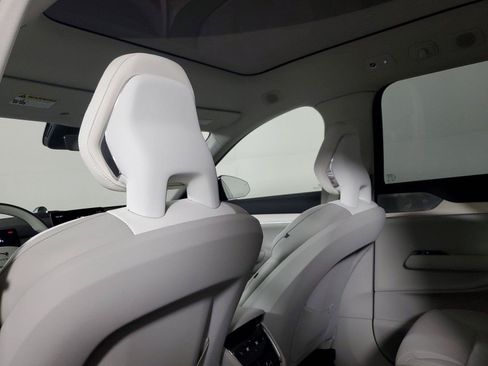 Certified 2025 Volvo EX90 Ultra AWD/4WD image 13