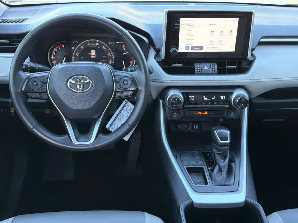 Used 2025 Toyota RAV4 XLE Premium FWD image 26