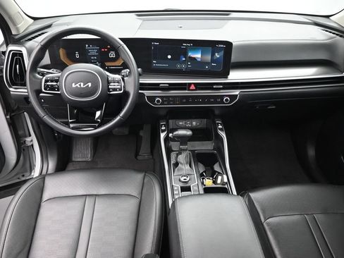 Used 2025 Kia Sorento S w/ Panoramic Sunroof Package FWD image 25