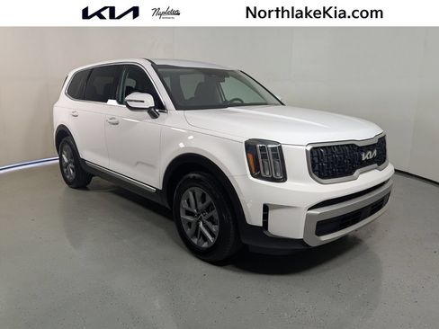 Used 2024 Kia Telluride LX FWD image 1
