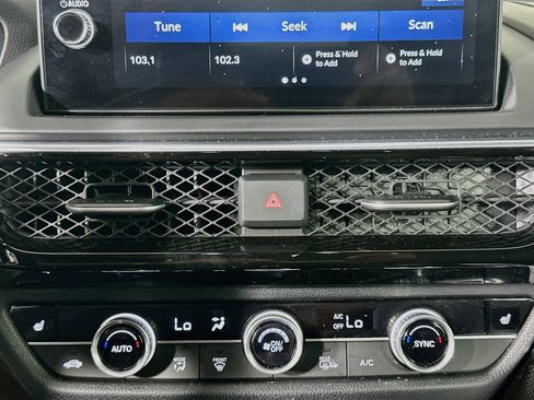 Used 2025 Acura ADX FWD image 23