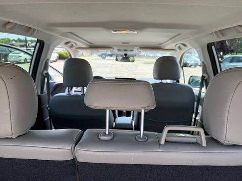 Used 2018 Subaru Forester 2.5i Premium w/ All-Weather Package AWD/4WD image 35