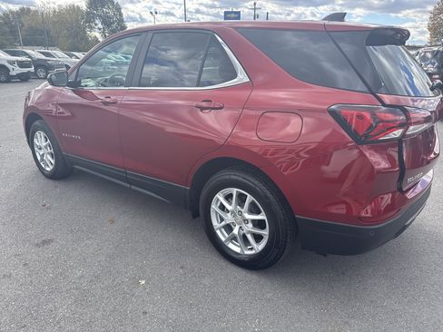 Used 2023 Chevrolet Equinox LT image 38