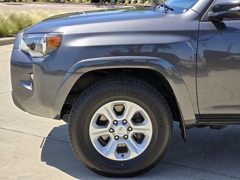 Used 2023 Toyota 4Runner SR5 Premium w/ Moonroof Package RWD image 6