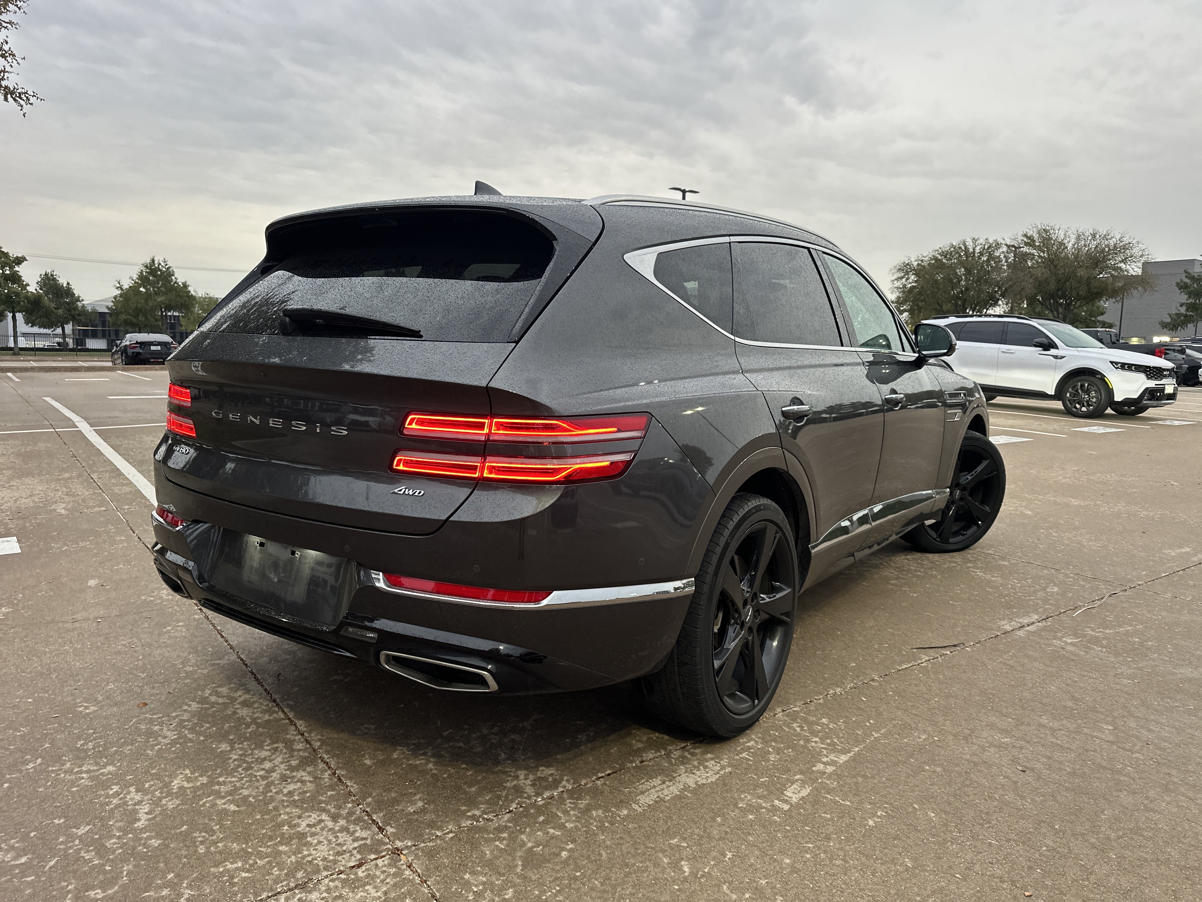 Used 2022 Genesis GV80 2.5T w/ Prestige Package 04 AWD/4WD image 2