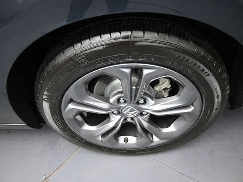 Certified 2023 Honda Accord EX image 15
