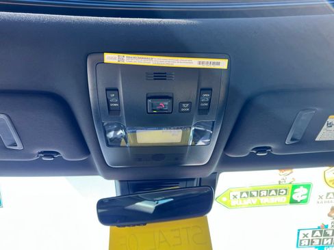 Used 2025 Lexus UX 300h FWD w/ Cold Area Package image 40