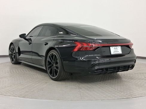 Used 2023 Audi e-tron GT Prestige w/ Prestige Package image 3