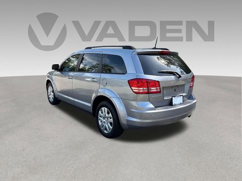 Used 2020 Dodge Journey SE w/ SE Popular Equipment Group FWD image 25