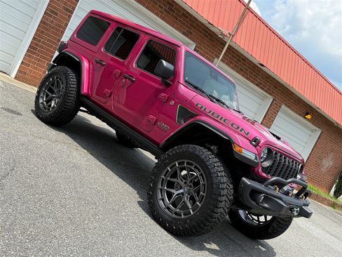 Used 2024 Jeep Wrangler Unlimited Rubicon 392 image 26