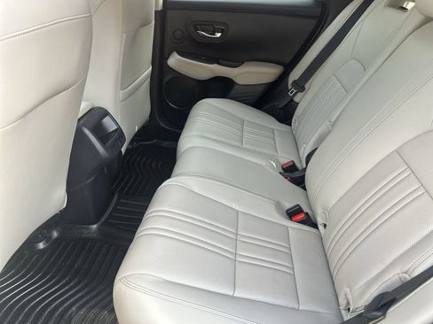 Used 2024 Honda HR-V EX-L image 14