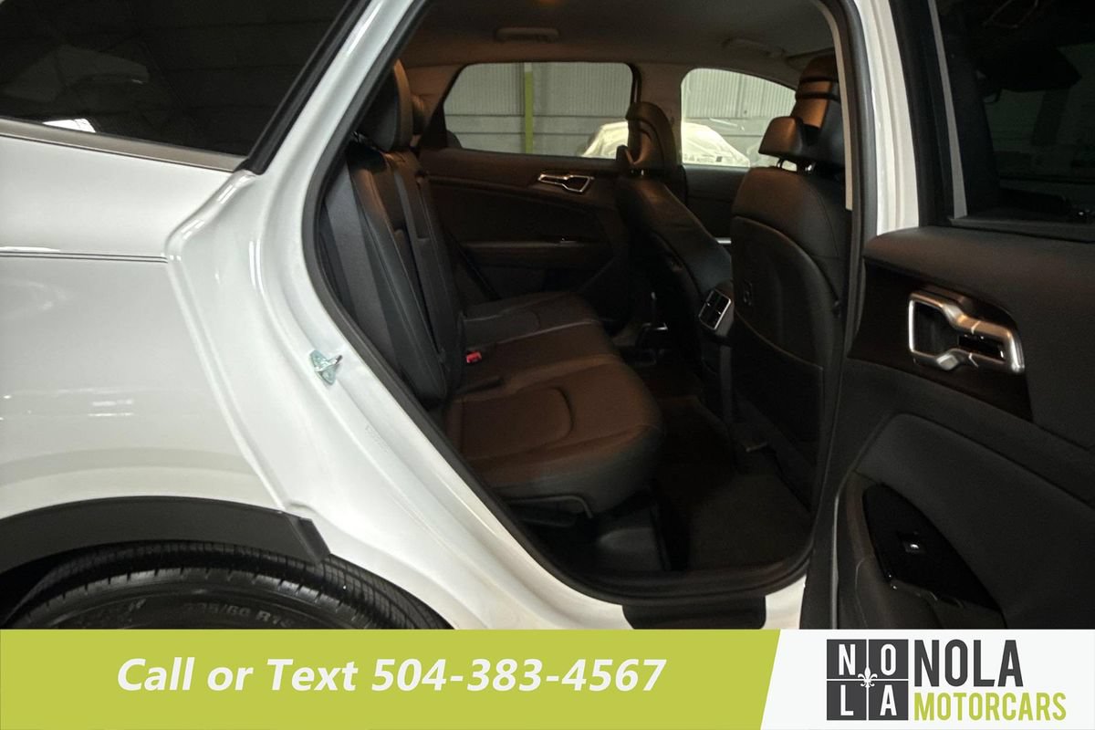 Used 2023 Kia Sportage EX FWD image 29