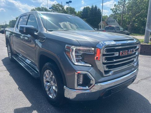 Used 2021 GMC Sierra 1500 SLT w/ SLT Premium Package AWD/4WD image 4