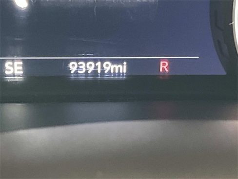 Used 2021 Chevrolet Tahoe Z71 w/ Z71 Off-Road Package image 41