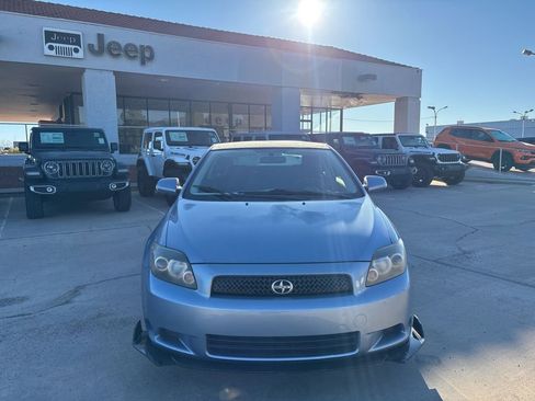 Used 2009 Scion tC image 2
