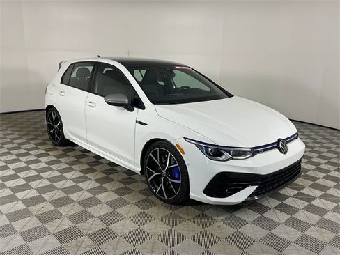 Used 2023 Volkswagen Golf R image 23