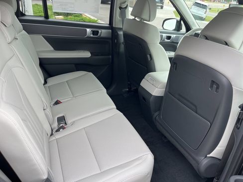 New 2026 Hyundai Santa Fe SEL FWD image 13