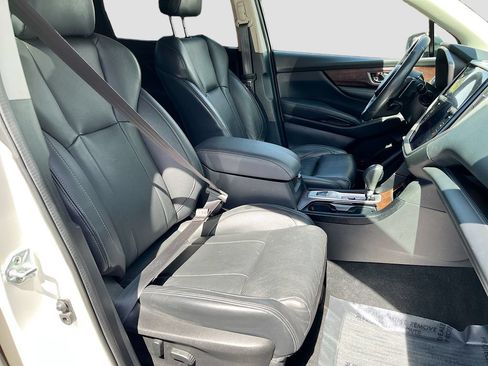 Used 2023 Subaru Ascent Touring AWD/4WD image 32