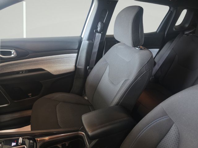 Used 2024 Jeep Compass Sport AWD/4WD image 22