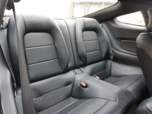 Used 2016 Ford Mustang GT Premium RWD image 19