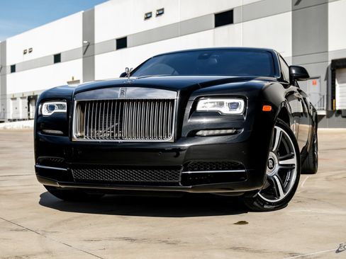 Used 2018 Rolls-Royce Wraith Starlight Headliner Front Mass image 3