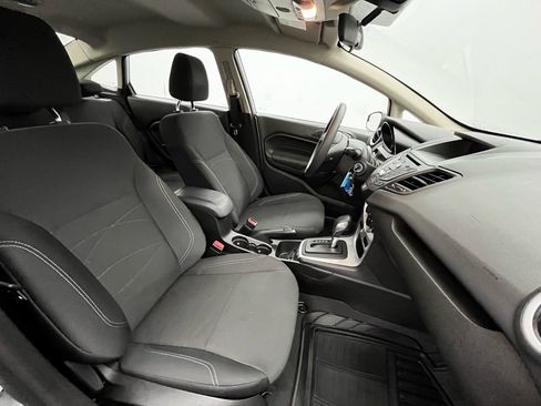 Used 2019 Ford Fiesta SE image 27