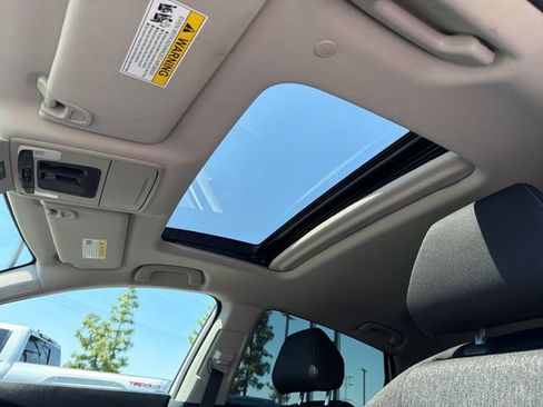 Used 2024 Honda Accord EX image 16