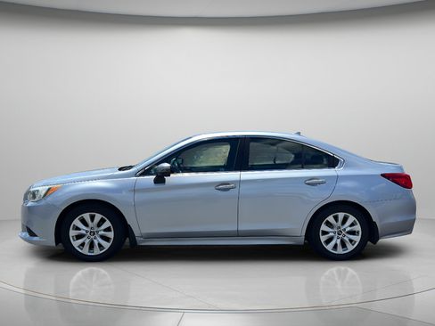 Used 2016 Subaru Legacy 2.5i Premium AWD/4WD image 4