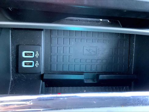 Used 2019 Ford Expedition XLT w/ Equipment Group 202A image 34