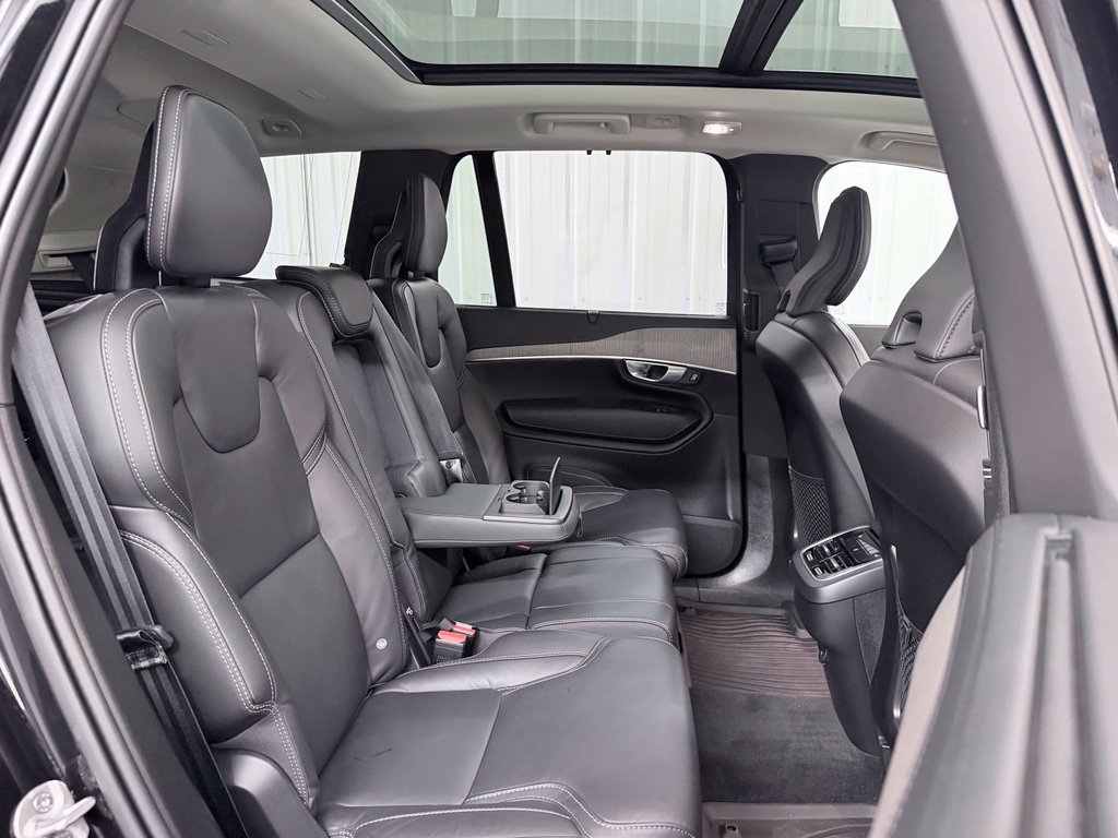 Used 2024 Volvo XC90 B6 Ultimate w/ Protection Package Premier AWD/4WD image 34