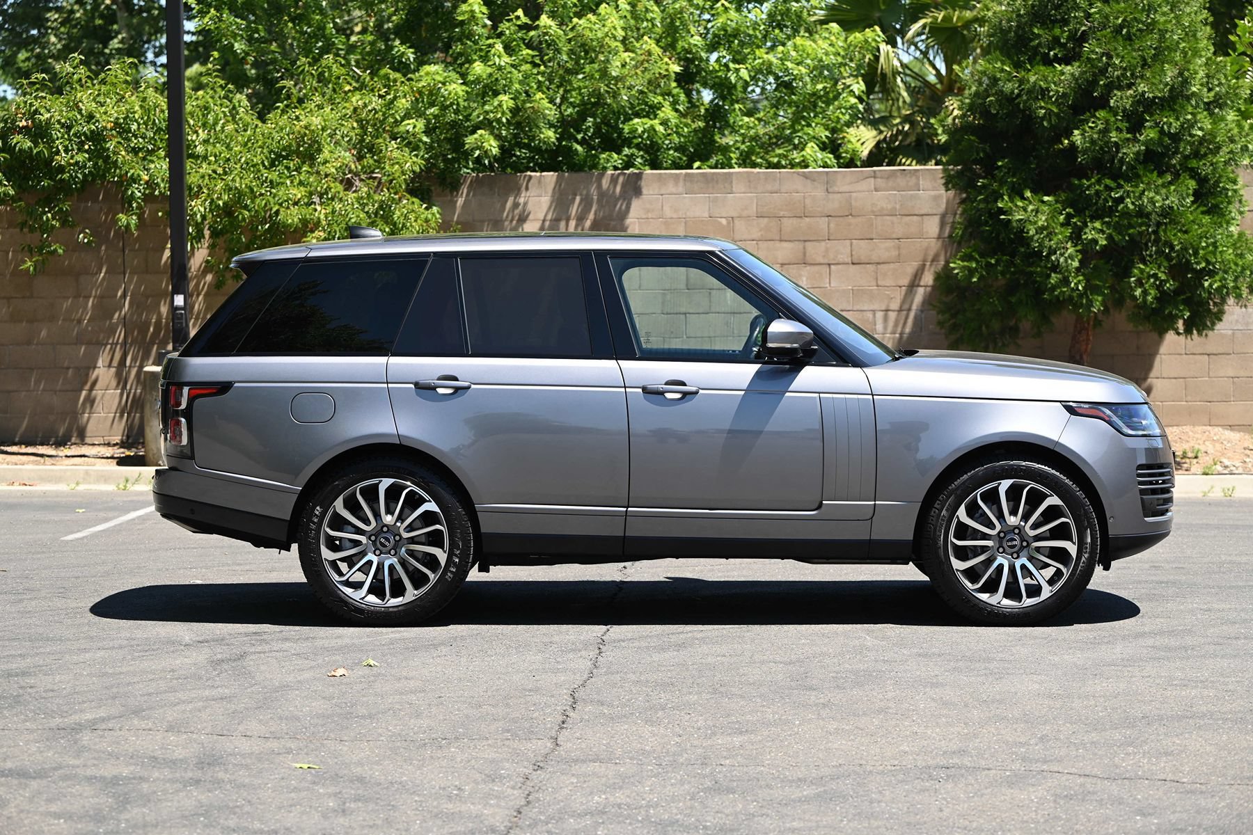 Used 2020 Land Rover Range Rover HSE AWD/4WD image 7