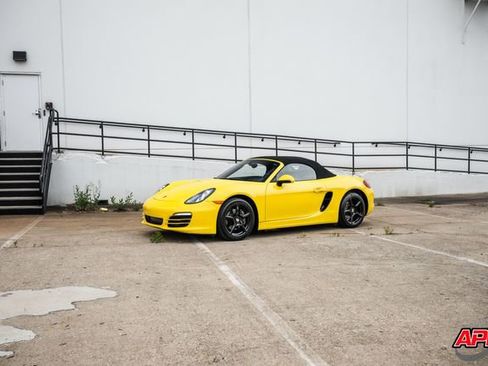 Used 2013 Porsche Boxster RWD image 19