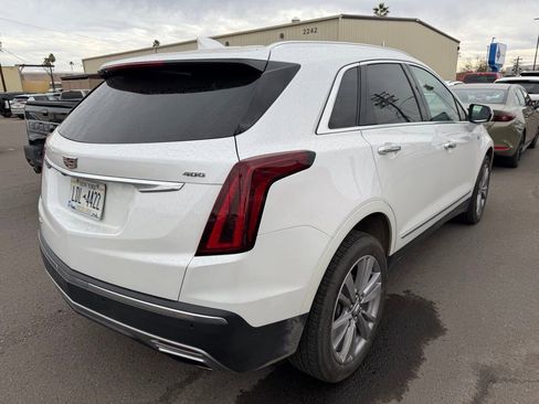 Used 2024 Cadillac XT5 Premium Luxury image 3