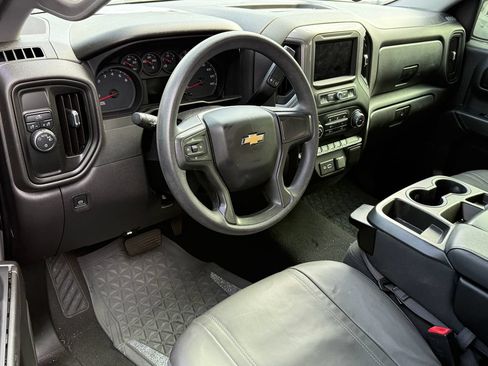 Used 2022 Chevrolet Silverado 1500 Custom RWD image 3