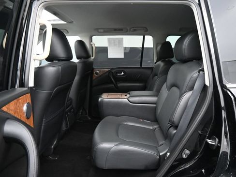 Used 2023 Nissan Armada SL w/ Captain's Chairs Package RWD image 19