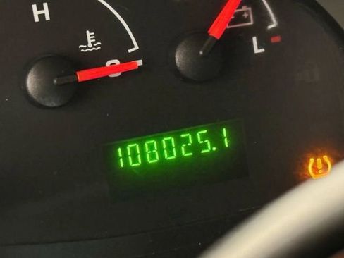 Used 2008 Ford E-350 and Econoline 350 Extended Super Duty image 18