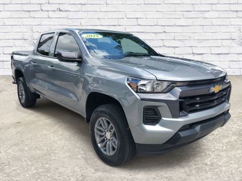 Certified 2025 Chevrolet Colorado LT RWD image 5