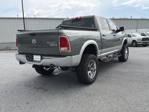 Used 2013 RAM 1500 Laramie w/ Convenience Group AWD/4WD image 8