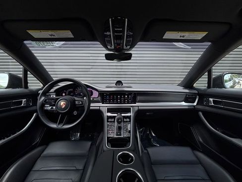 Certified 2023 Porsche Panamera Platinum Edition RWD image 13