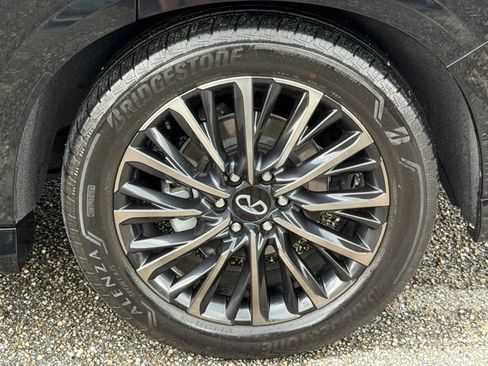 Used 2025 INFINITI QX80 Autograph AWD/4WD image 10
