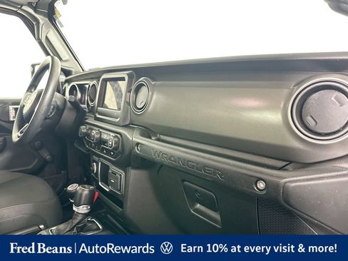Used 2023 Jeep Wrangler Unlimited Sport AWD/4WD image 33