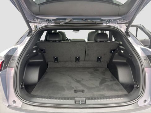 Used 2024 Chevrolet Blazer EV LT image 28