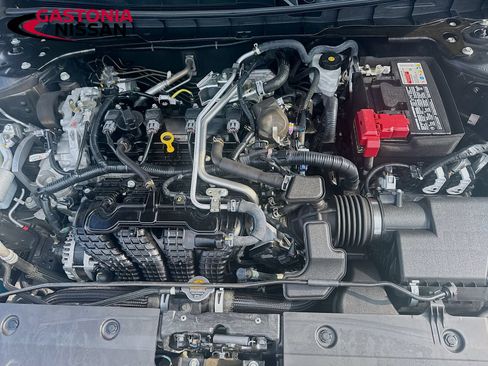 Used 2025 Nissan Altima 2.5 SV FWD image 37